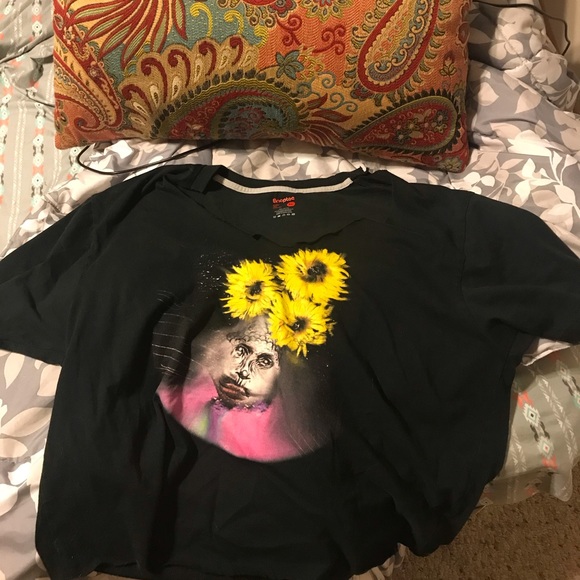 Custom T-shirt - Picture 2 of 2